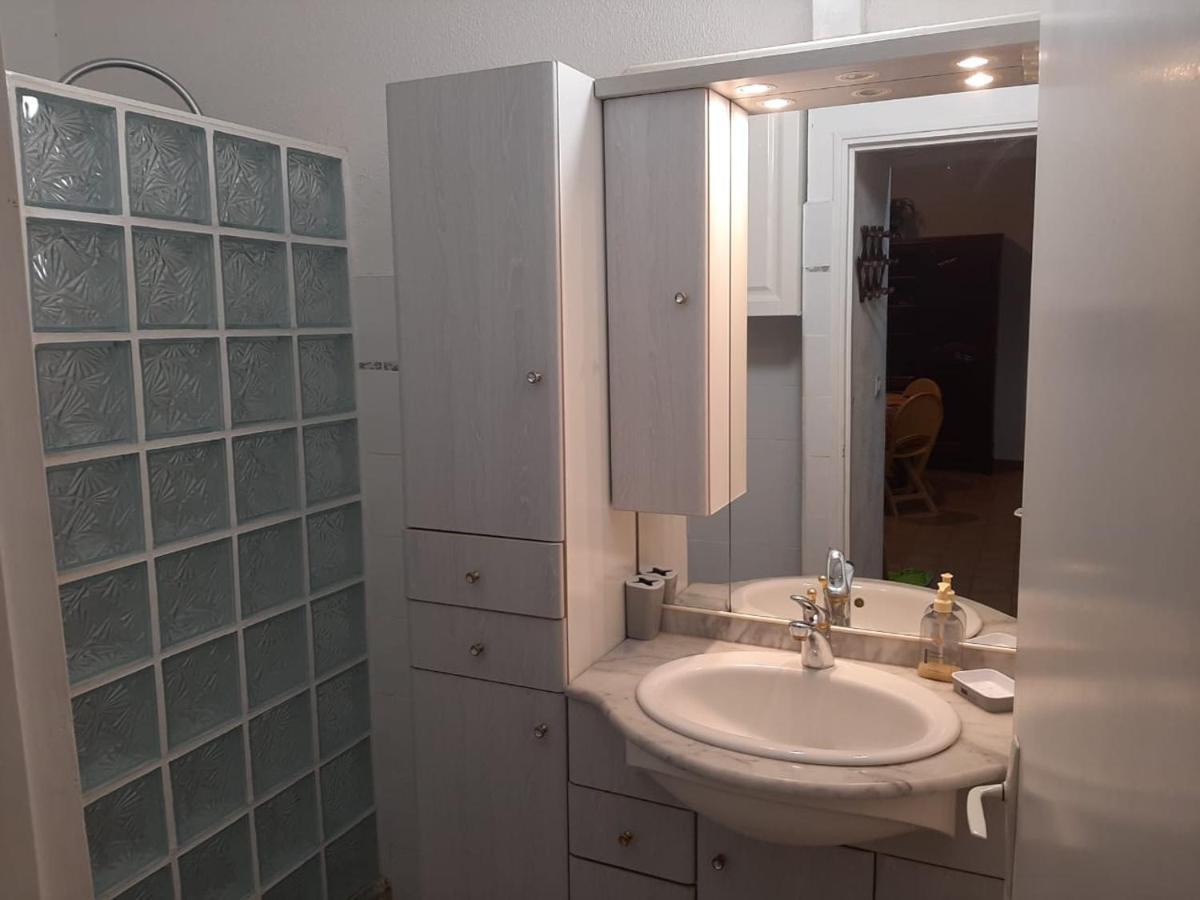Hameau De St Luce Apartment Сен-Лу Екстериор снимка
